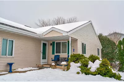 711 Kensington Square, Stoughton, WI 53589 - Photo 1