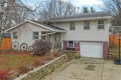 610 Crimson Court, Reedsburg, WI 53959 - Photo 1