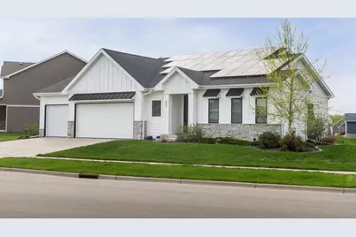 409 Peterson Trail, Oregon, WI 53575 - Photo 1