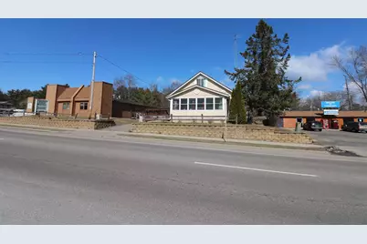 231 W Munroe Avenue, Lake Delton, WI 53965 - Photo 1