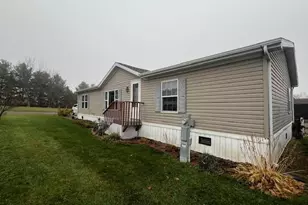 2216 Edgeview Dr, Monroe, WI 53566 - Photo 1