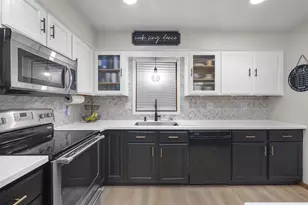 2107 Meadowlark Dr, Janesville, WI 53546 - Photo 1