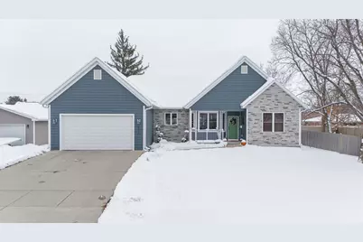 914 Miller Avenue, Janesville, WI 53548 - Photo 1