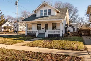 746 Eisenhower Ave, Janesville, WI 53545 - Photo 1