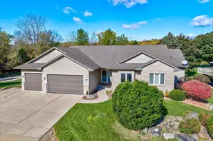 332 Harvard Dr, DeForest, WI 53532 - Photo 1