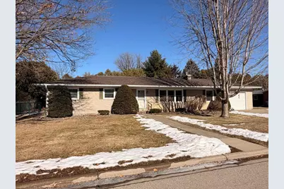 1200 Westhill Avenue, Platteville,  53818 - Photo 1