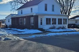 110 W Montello St, Montello, WI 53949 - Photo 1