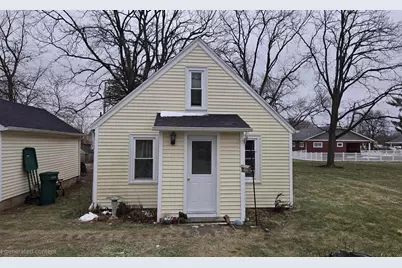 2166 E Bradley Street, Beloit, WI 53511 - Photo 1