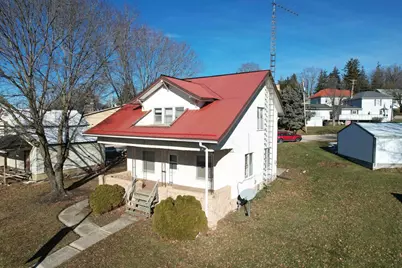 522 Canal Street, Bloomington,  53804 - Photo 1