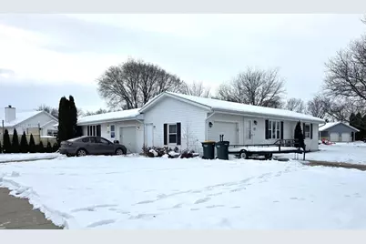 1508 Endl Blvd/501 Nadig Court, Fort Atkinson, WI 53538 - Photo 1