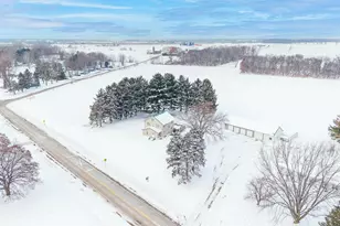 W10062 County Road De, Beaver Dam, WI 53916 - Photo 1