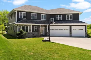 4307 Bellgrove Ln, Madison, WI 53704 - Photo 1