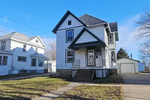 215 N Main St, Reeseville, WI 53579 - Photo 1