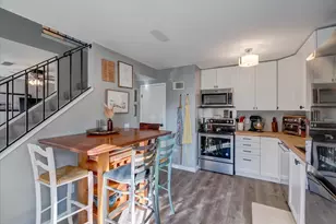 321 East Bluff, Madison, WI 53704 - Photo 1