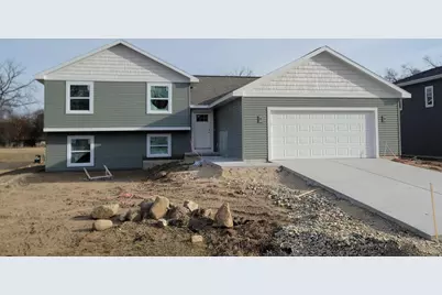 11526 N Indian Summer Drive, Edgerton, WI 53534 - Photo 1