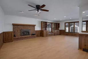 1913 Black Bridge Rd, Janesville, WI 53545 - Photo 8
