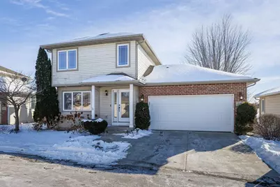 558 Lexington Drive, Oregon, WI 53575 - Photo 1