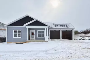 131 Lupine Ave, Poynette, WI 53955 - Photo 1