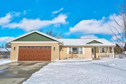 652 Countryside Drive, Janesville, WI 53536 - Photo 1
