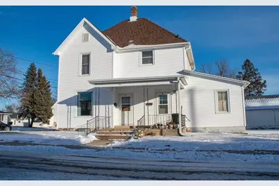 285 Bonson Street, Platteville,  53818 - Photo 1