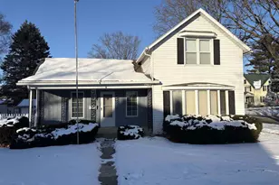 125 Monroe St, Fort Atkinson, WI 53538 - Photo 1