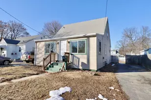 1733 W Grand Ave, Beloit, WI 53511 - Photo 1