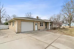 1104 Woodman Rd, Janesville, WI 53545 - Photo 1