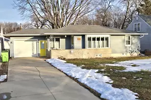 76 S Willow Ct, Markesan, WI 53946 - Photo 1