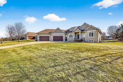 7569 Tumbledown Trail, Verona, WI 53562 - Photo 1