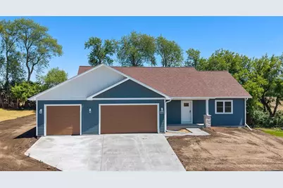 322 Roosevelt Street, Baraboo, WI 53913 - Photo 1