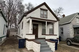 216 Riverside St, Janesville, WI 53548 - Photo 1