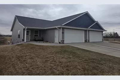 1207 Cody Parkway, Platteville,  53818 - Photo 1
