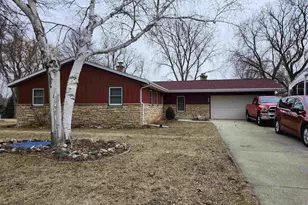 1205 Sand St, Watertown, WI 53098 - Photo 1