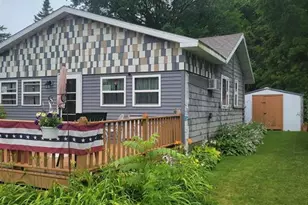 N4521 Shoreplace Rd, Cambridge, WI 53523 - Photo 1