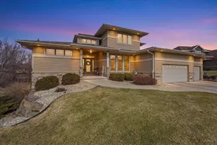 1918 Corinth Dr, Sun Prairie, WI 53590 - Photo 1