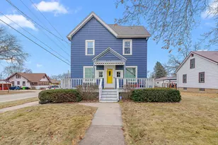 615 De Clark St, Beaver Dam, WI 53916 - Photo 1