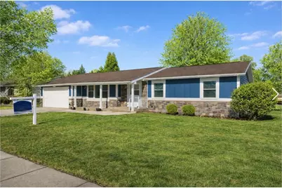 803 Centennial Parkway, Waunakee, WI 53597 - Photo 1