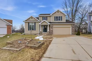 18 Prescott Cir, Madison, WI 53719 - Photo 1
