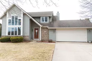 1029 Burnwyck Dr, Janesville, WI 53546 - Photo 1