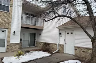 4008 Creekside Dr, Janesville, WI 53548 - Photo 1