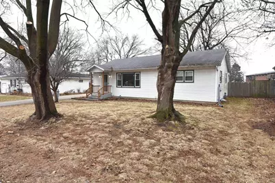 636 N Bird Street, Sun Prairie, WI 53590 - Photo 1