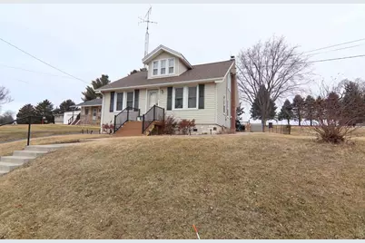 134 Tennyson Street, Potosi,  53820 - Photo 1