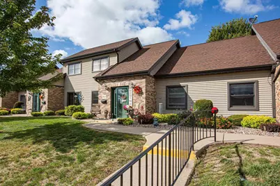 307 W Clay Street, Cuba City,  53807 - Photo 1