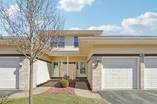 726 Clardell Dr, Sun Prairie, WI 53590 - Photo 1