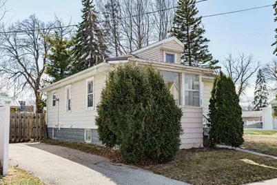 60 W Cotton Street, Fond du Lac, WI 54935 - Photo 1