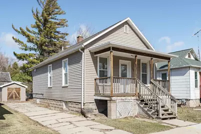131 W Cotton Street, Fond du Lac, WI 54935 - Photo 1