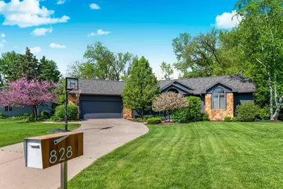 828 Tamarack Way, Verona, WI 53593 - Photo 1