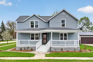 210 N Farmer St, Princeton, WI 54968 - Photo 1