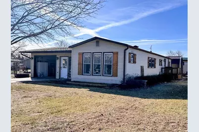 1012 E Campion Boulevard, Prairie Du Chien, WI 53821 - Photo 1