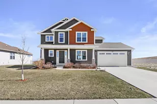 302 Autumn Crest Ln, Lake Mills, WI 53551 - Photo 1